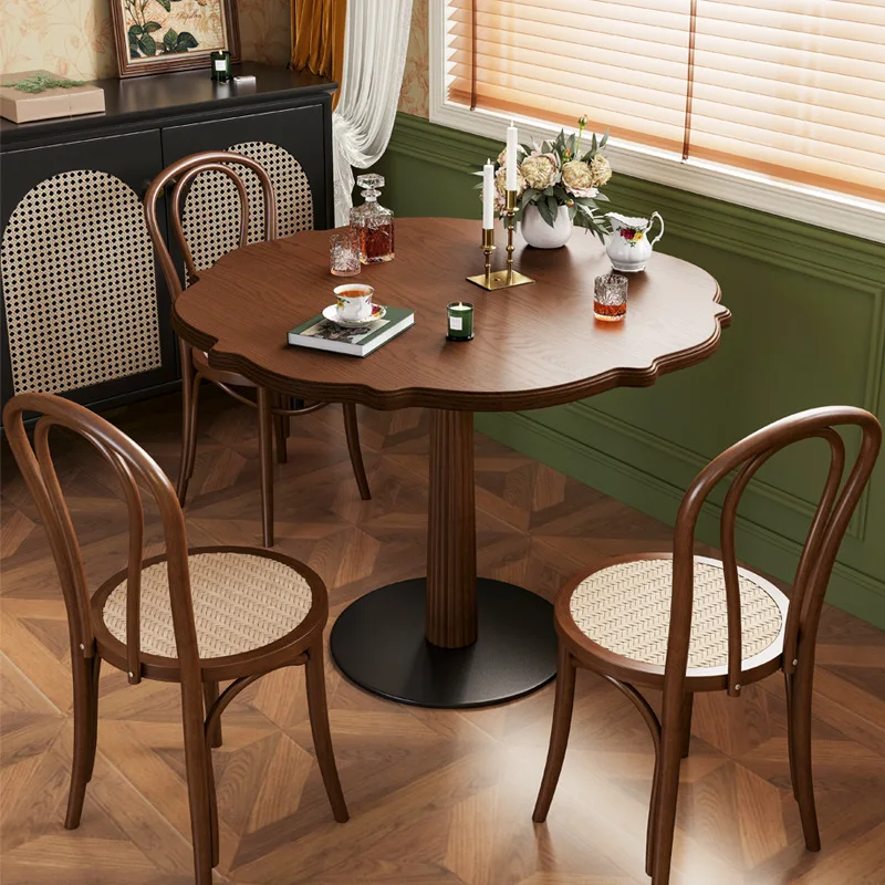 

French retro solid wood round table small apartment negotiation table restaurant balcony round dinner American medium