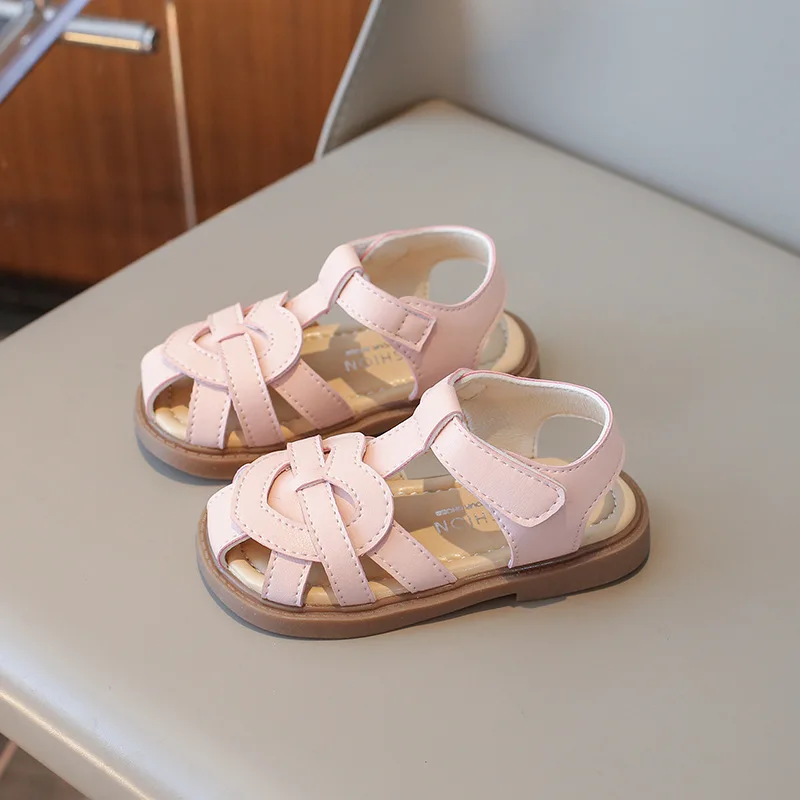 Hollow-out Children\'s Sandals Fashion Korean Style Kids Princess Soft Bottom Beach Flats Shoes Summer Baby Girl Sandals