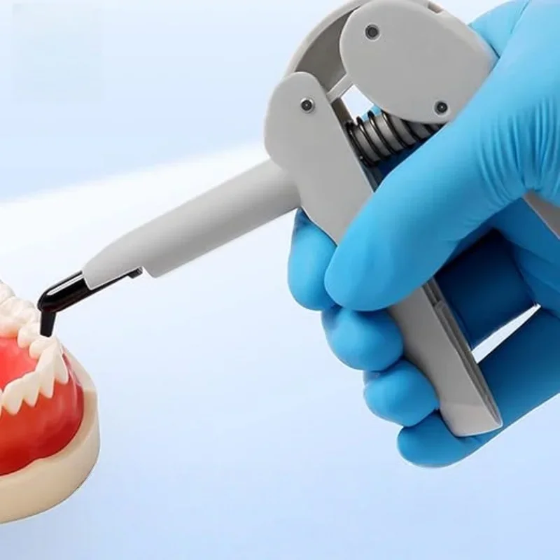 Dental Resin Conveying Tool Dental Composite Material Delivery Gun High-temperature Resistant Disinfection Reuse Dental Tools