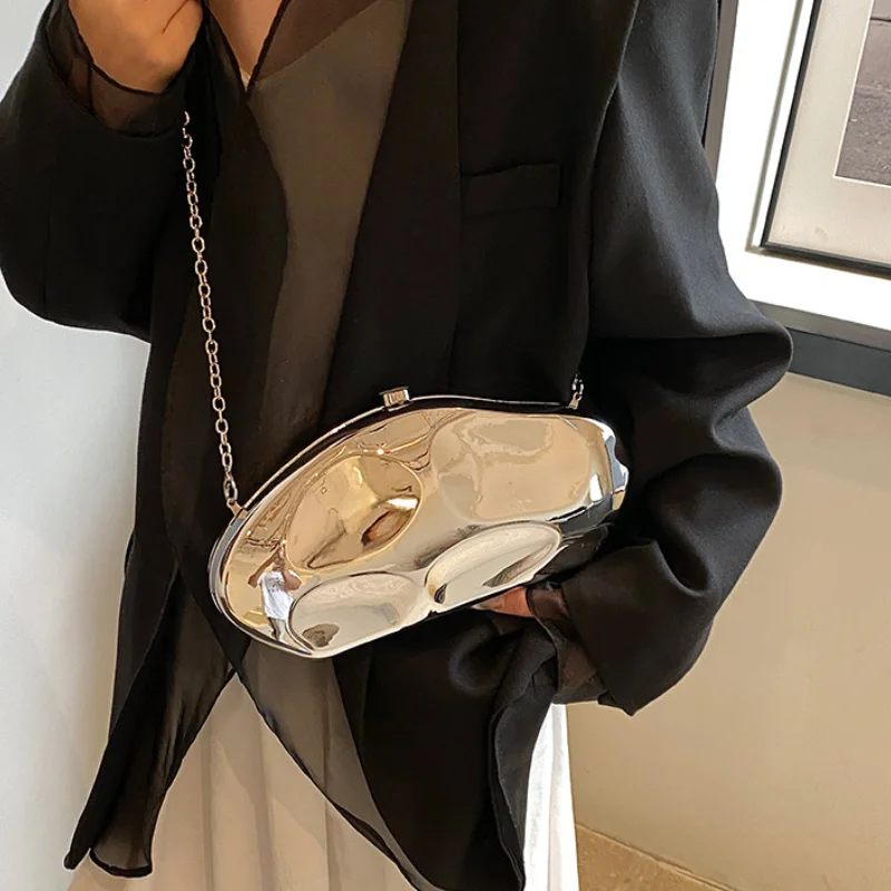 女性用のシックなアクリルショルダーバッグ,ミラー効果のある高級パーティーバッグ,高品質のファッショナブルな2024