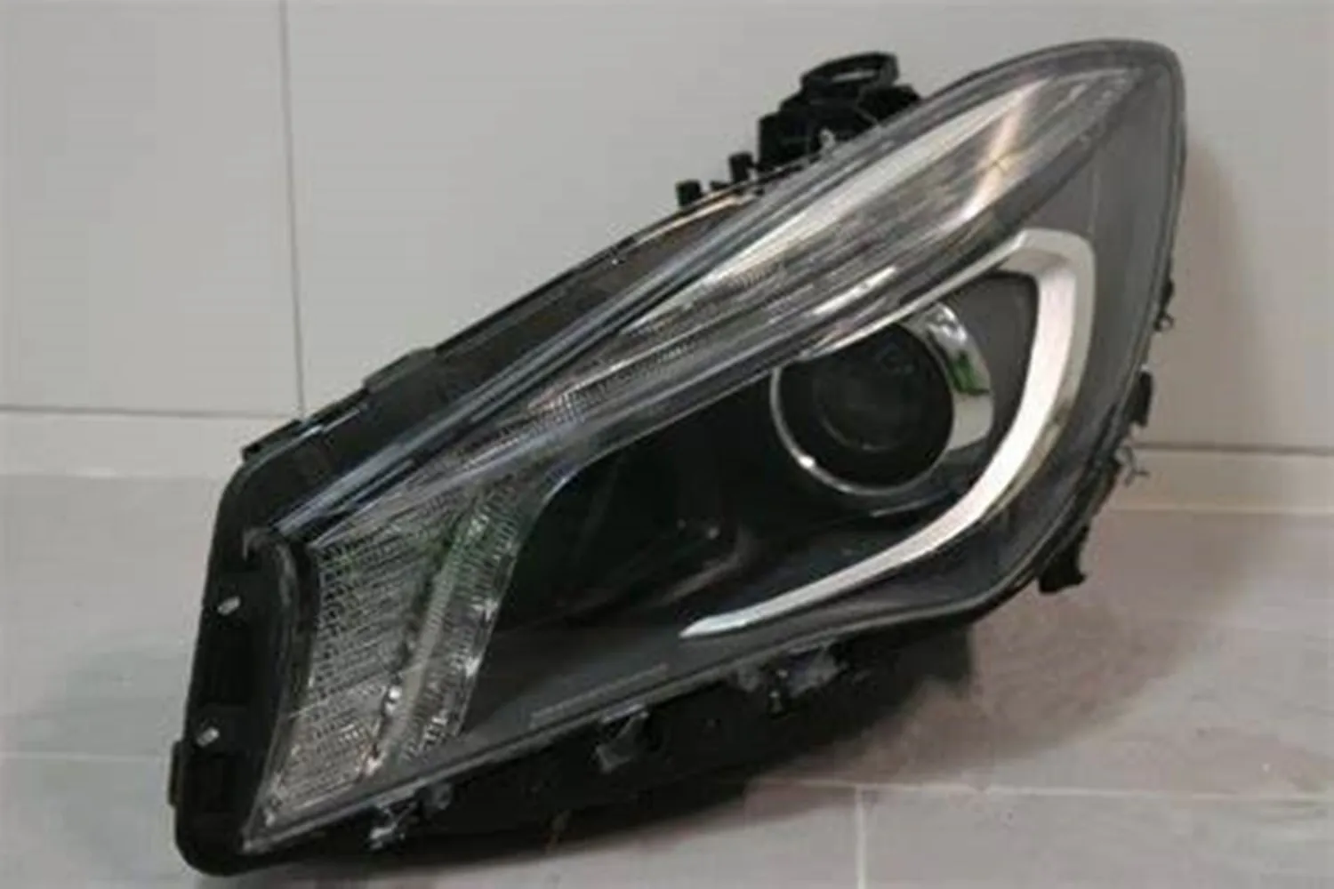 

Suitable for Mercedes Benz Headlamps A1179066500 A1179066600