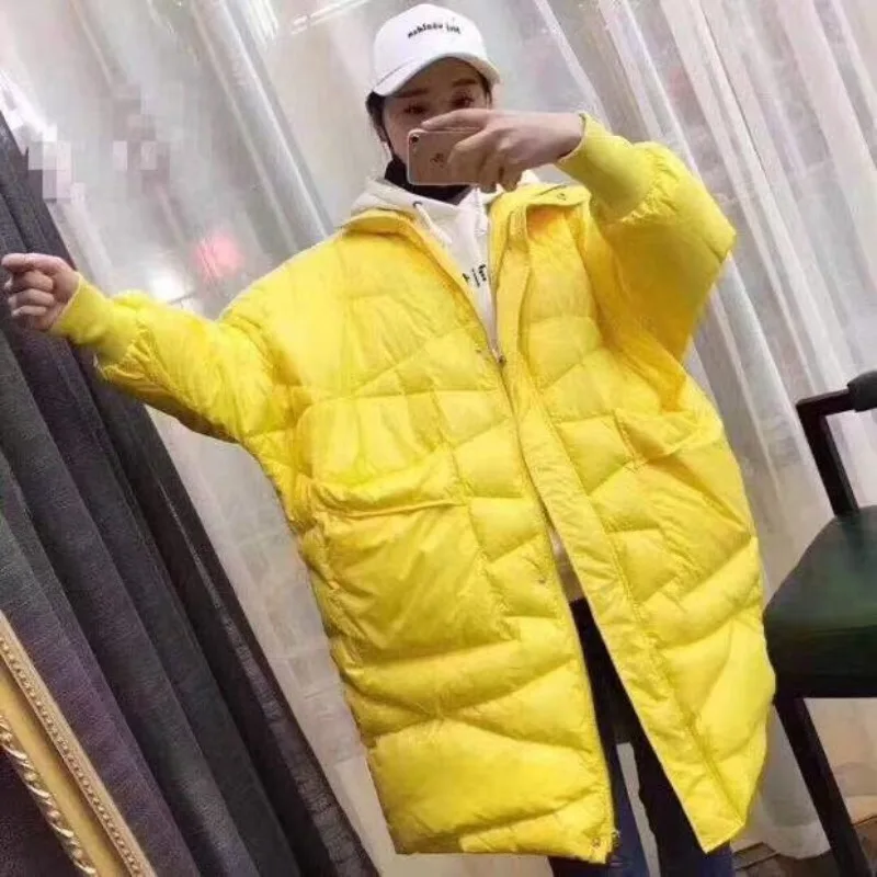 Piumino in piumino d'anatra bianco giallo lucido di fascia alta da donna medio e lungo invernale versione coreana ampia e sottile personalizzata da strada