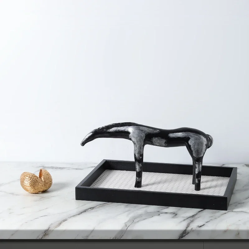 Modern antique resin animal ornaments thousand mile horse ornaments home living room entrance abstract art sculpture decoration