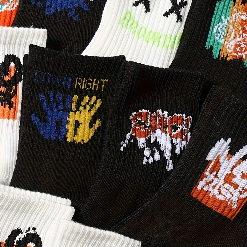 6 أزواج من الجوارب النسائية ذات الطراز الكتابة على الجدران المتوسطة، جوارب رياضية عصرية عالية الشارع رائعة للغاية للفتيات للتزلج