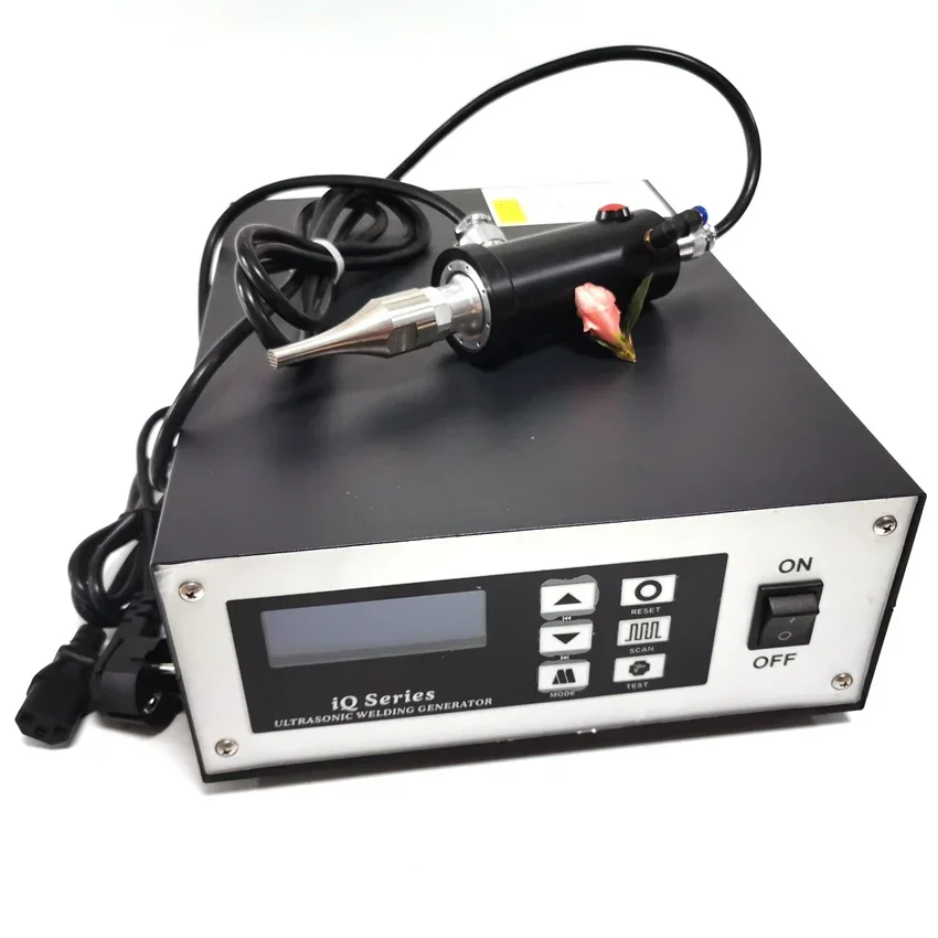 

Handheld Implants Riveting Aluminum Ultrasonic Spot Welder 28Khz 1000W