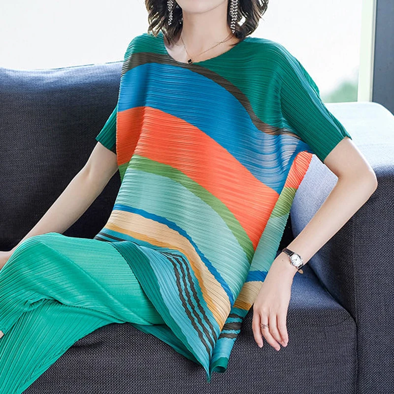 2023 Summer Popular Loose Fold Contrast Rainbow Stripe Dress Large Women's Wear cute things  LOOSE