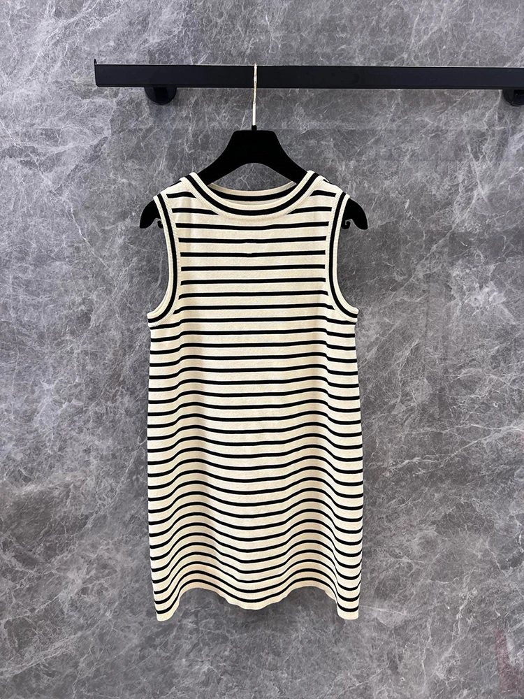 

2025 Knitted Sleeveless Striped Dress – Loose-Fit, Slimming, Versatile Summer New Arrival Tank Dress