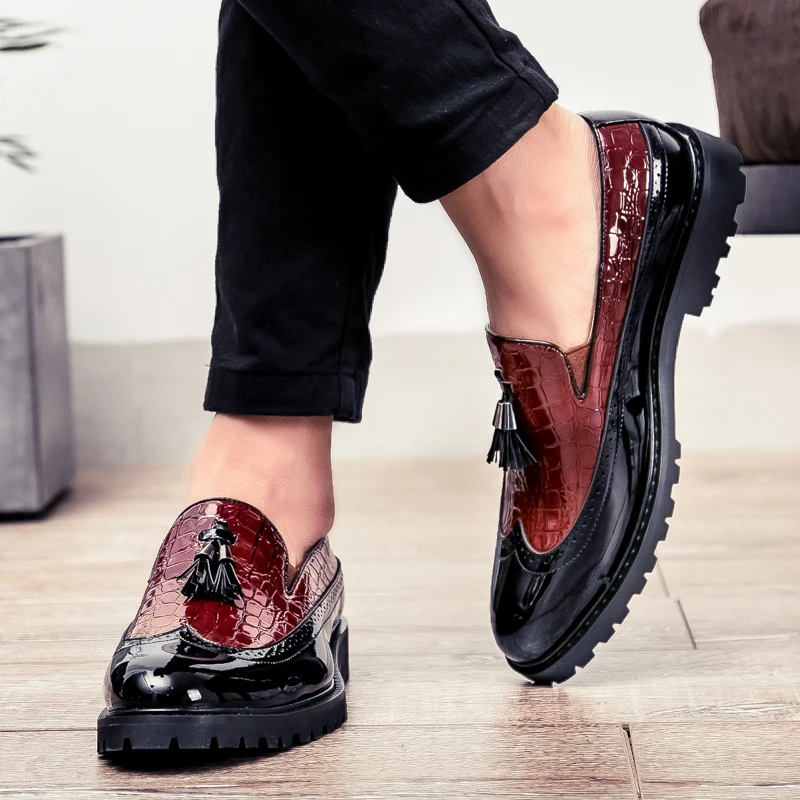 2026 new lazy man slip-on bean shoes men\'s business casual crocodile print 46 large size fringed leather shoes men