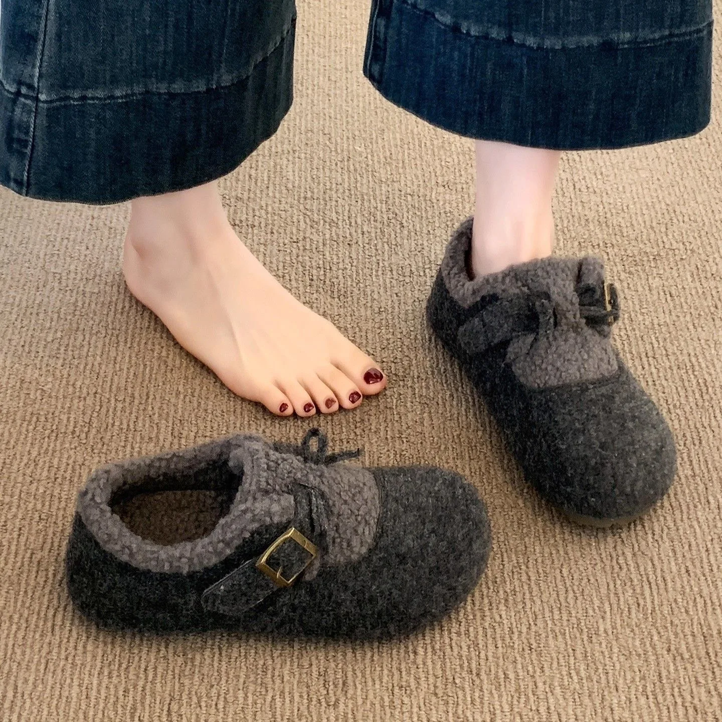 woolen gray Mary Jane shoes children's all-inclusive Birkenstocks piled thickened thermal cotton shoes lamb wool shoes