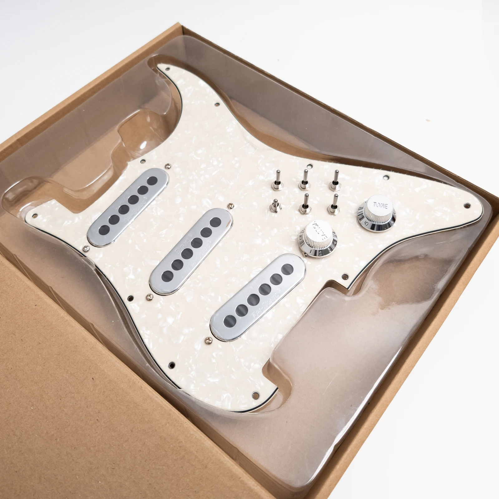 

SSS Guitar Prewired Loaded Pickguard 3 Toggle 3 Phase Switch Tri-Sonic Pickup For ST Electric Guitars Replacement parts