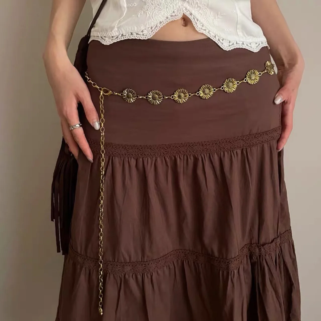 

Retro Metal Sunflower Waist Chain Women's Decoration New Summer Versatile Dress Design Waist Chain-INS