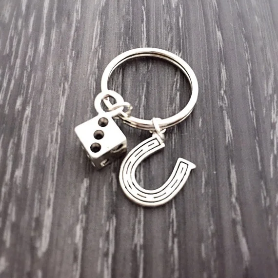 Lucky 3D Dice Keychain, Horseshoe and Dice Keyring, Gambler Gift, Casino Theme Party Favors，Purse Charm,Custom Gift