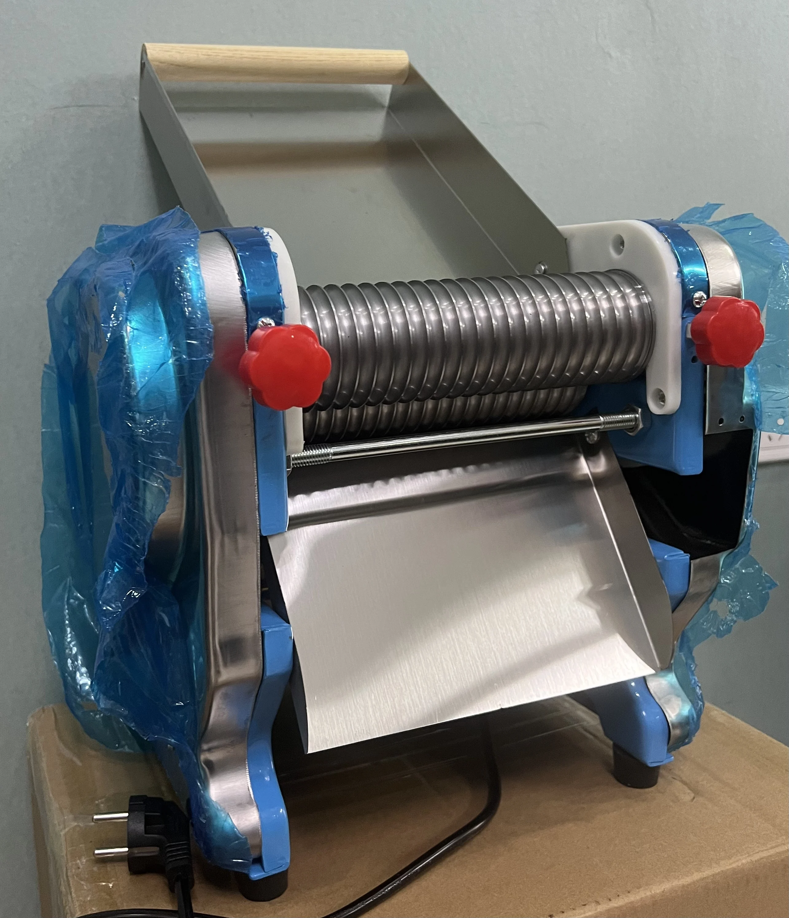 Round Dough Rolling Machine Multifunctional Pastry Dough Bakery Processing Equipment