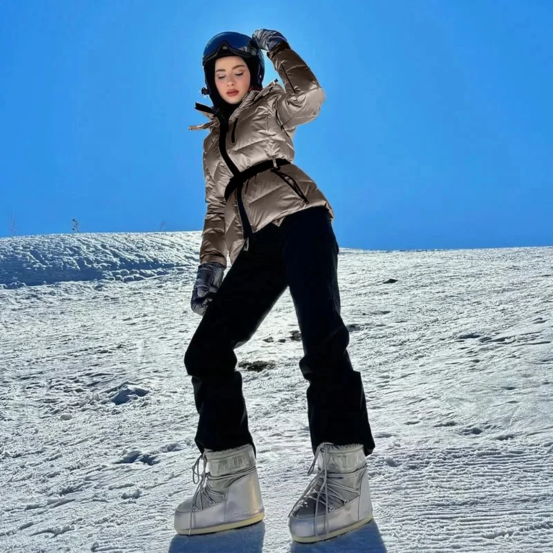 موضة مقنعين معطف مبطّن بالقطن مع حزام المرأة الشتاء ضئيلة الوقوف طوق كم كامل رشاقته الدافئة التزلج سترة الإناث