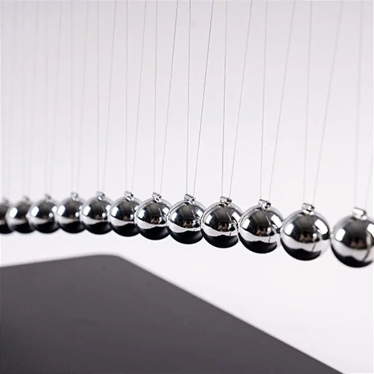 【AT48】 NEW Pendulum WavesEverlasting BallsDesktop Decoration Model Create WavesPatterns Show Off Science Some Desk Decor