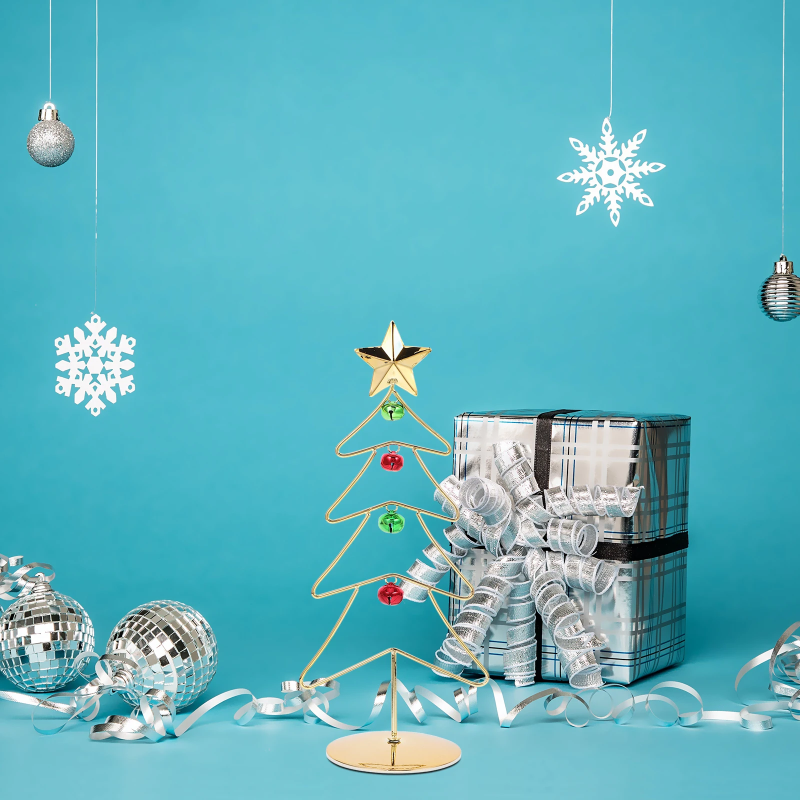 

Iron Christmas Tree 31.3cm Height 9.1cm Base Desktop Holiday Decor Metal Ornament Display Stand Christmas Card Holder