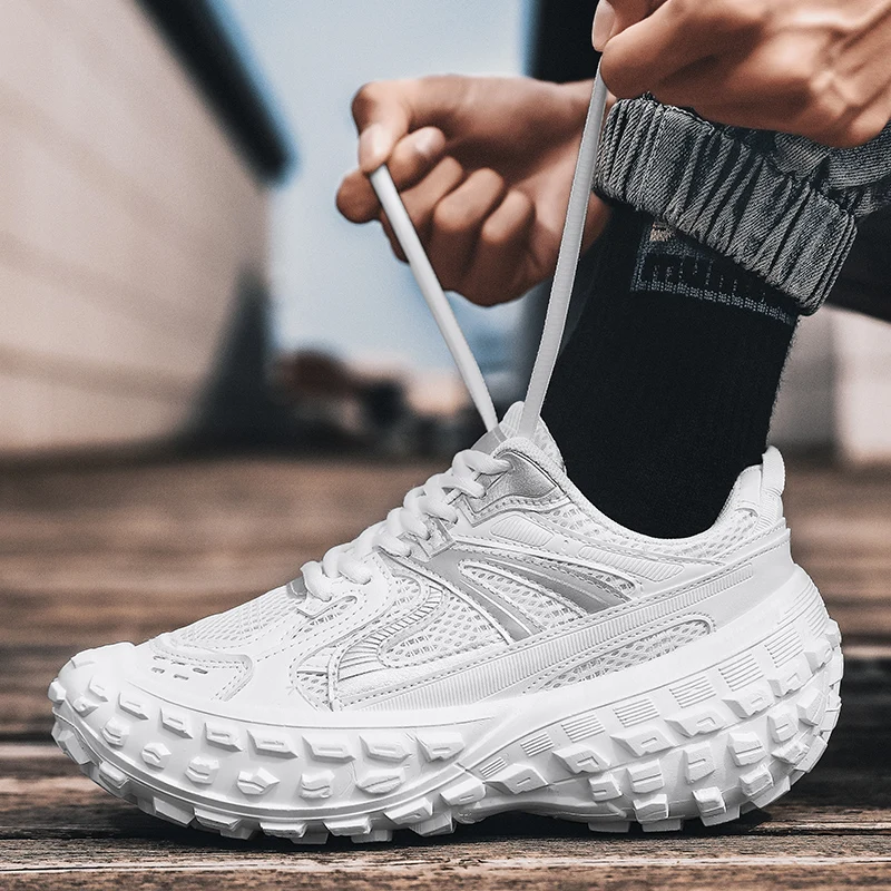 

Sightseeing Travel Sneakers, Ultralight Wear Resistant Shoes for City Landmark Tours, Airport Trips and Holiday City Exploration
