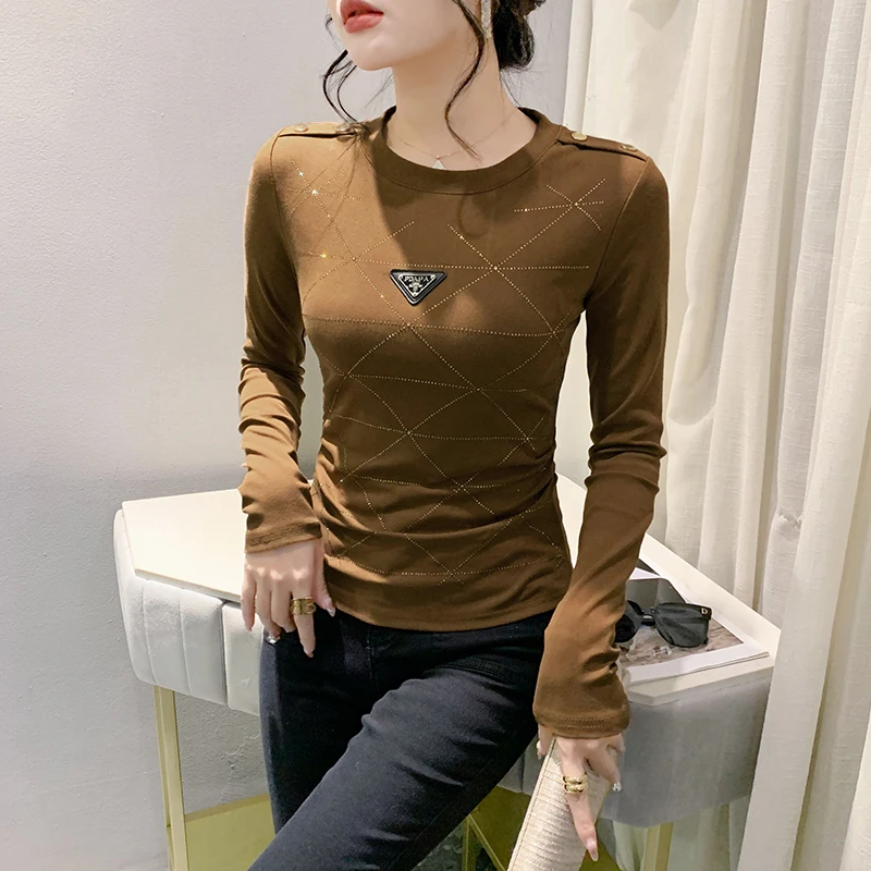 T-shirt autunno inverno stile coreano nero Chic Sexy diamanti lucidi top da donna manica lunga foratura magliette fatte a mano calde nuovo 471710