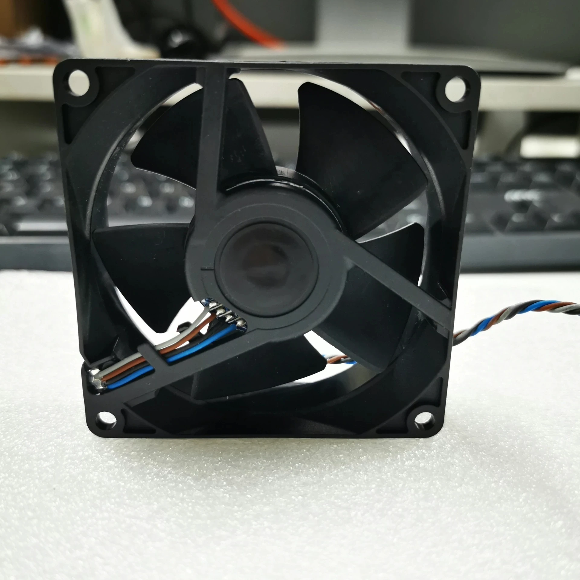 Original SUNON MF75251VX-1Q010-S99 DC12V 3.26W three wire cooling fan