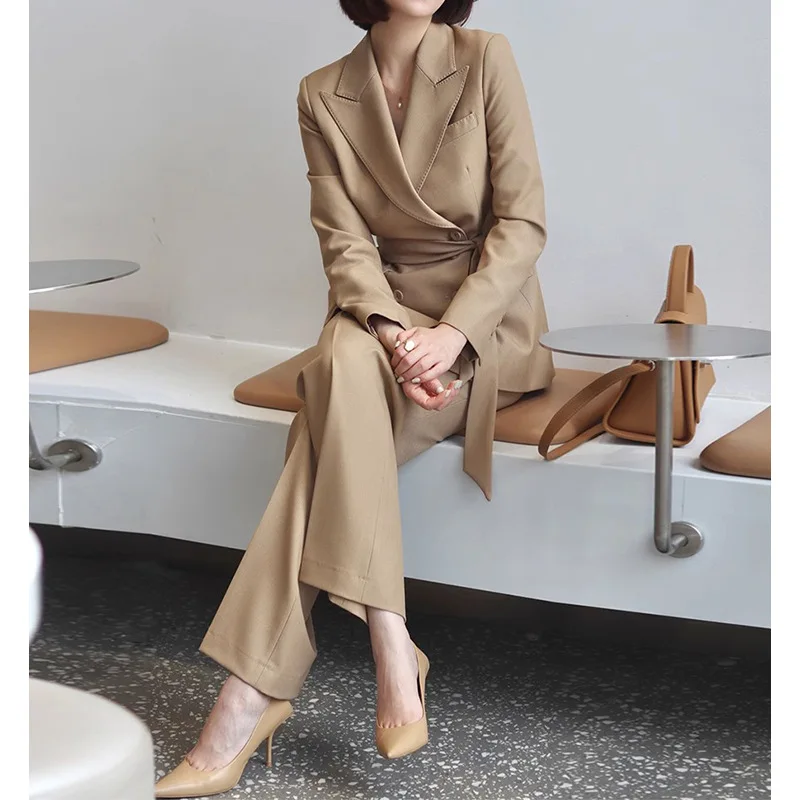Allingentle Women's Suit 2 Piece Elegant Double-Breasted Jacket Flap Pocket Blazer Pantsuit for Casual Office Customized