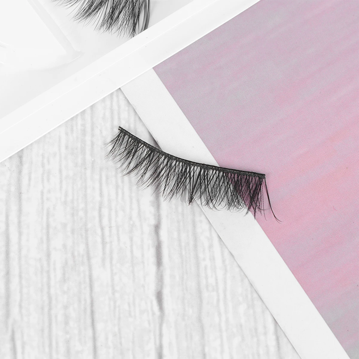 

fake eyelash natural eyelashes fake lashes false eyelash long eyelashes makeup eyelashes eyelash extension