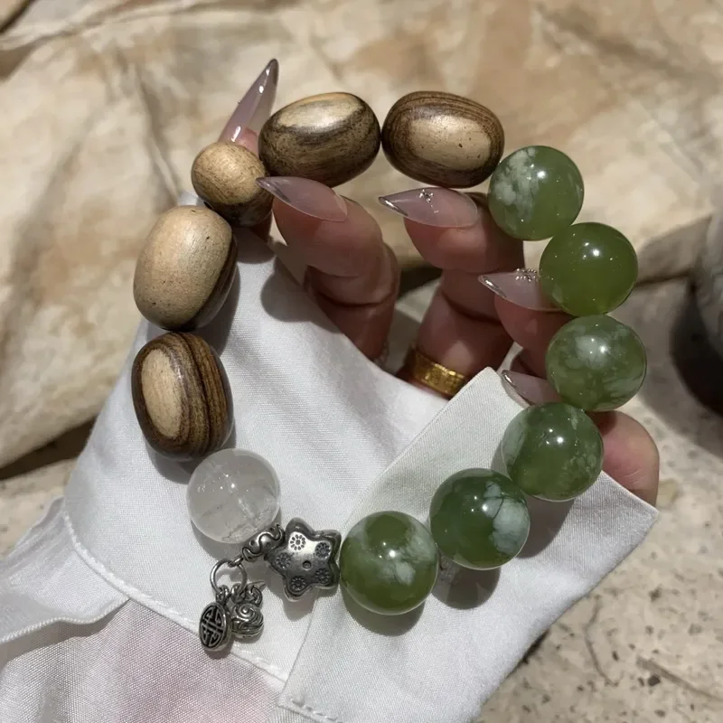 Original design natural Xiuyu with tiger skin sandalwood white crystal bracelet bracelet beaded source wholesale