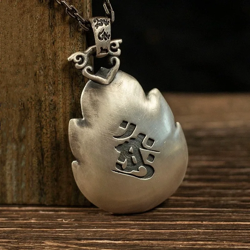 Vintage Lucky Buddha Pendant Men's and Women's Pendant Tibetan Series Vairocana Zodiac Zodiac Guardian Necklace