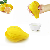 Practical Manual Lemon Juicer Food Grade Silicone Fruit Orange Lemon Press Squeezer Citrus Juicer Kitchen Gadget Blender Tools