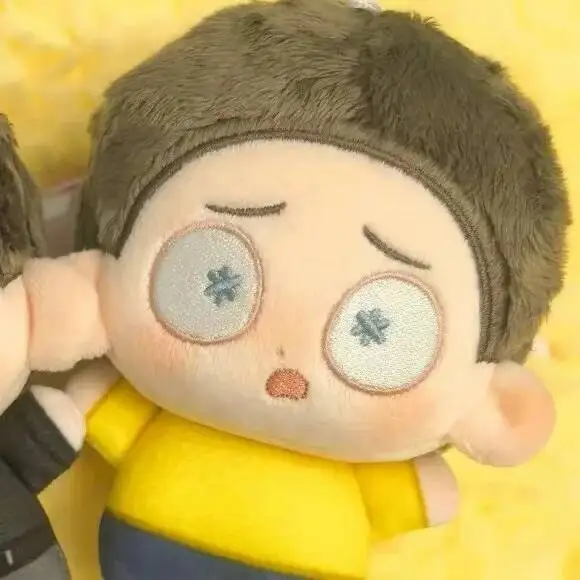 Neuer 10cm Rick und Morty Plüsch-Anhänger, süßer Mini-Cartoon-Stofftier-Schlüsselanhänger, Spiel-Peripherie-Geschenk – Detail 3