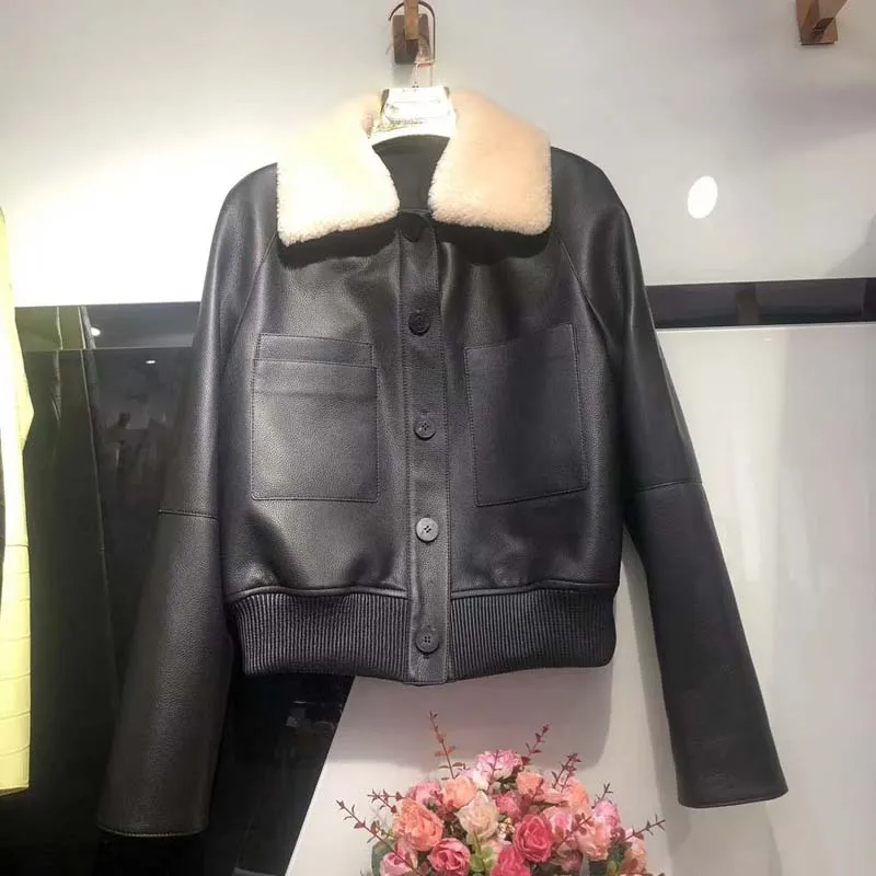 Abrigo de mujer invierno y otoño nueva llegada el forro está forrado con algodón chaqueta de piel de oveja auténtica cuello de lana grueso cálido