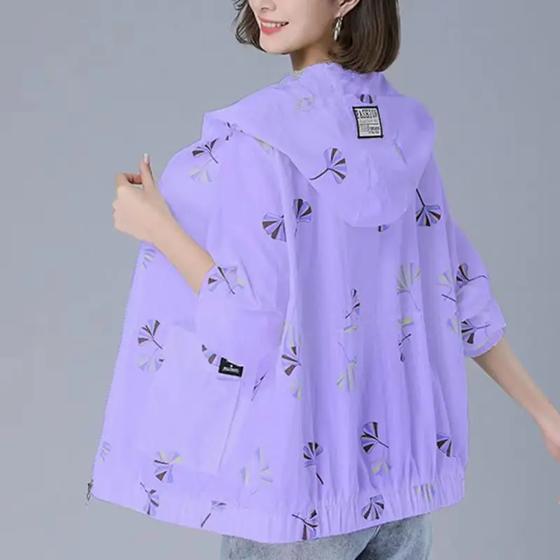 Ice Silk Women's Long Sleeve Hooded Summer New Thin Breathable UV Protection Outerwear Coat Lightweight Loose Fit Printed