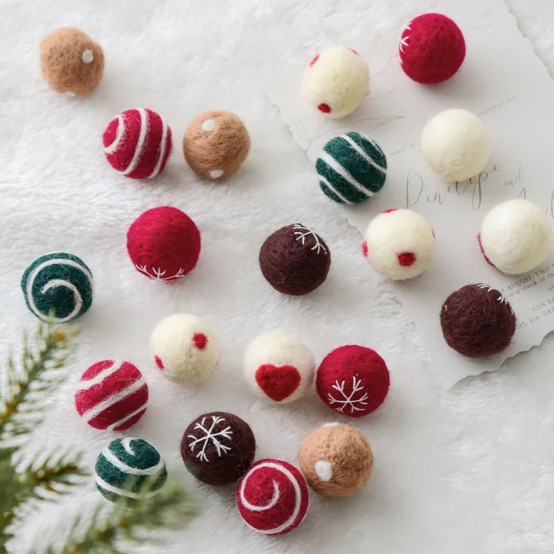 9Pc Christmas Ball Ornaments 3cm Colorful Round Wool Felt pom poms DIY Xmas Tree Hanging Pendant Material Crafts Christmas Decor