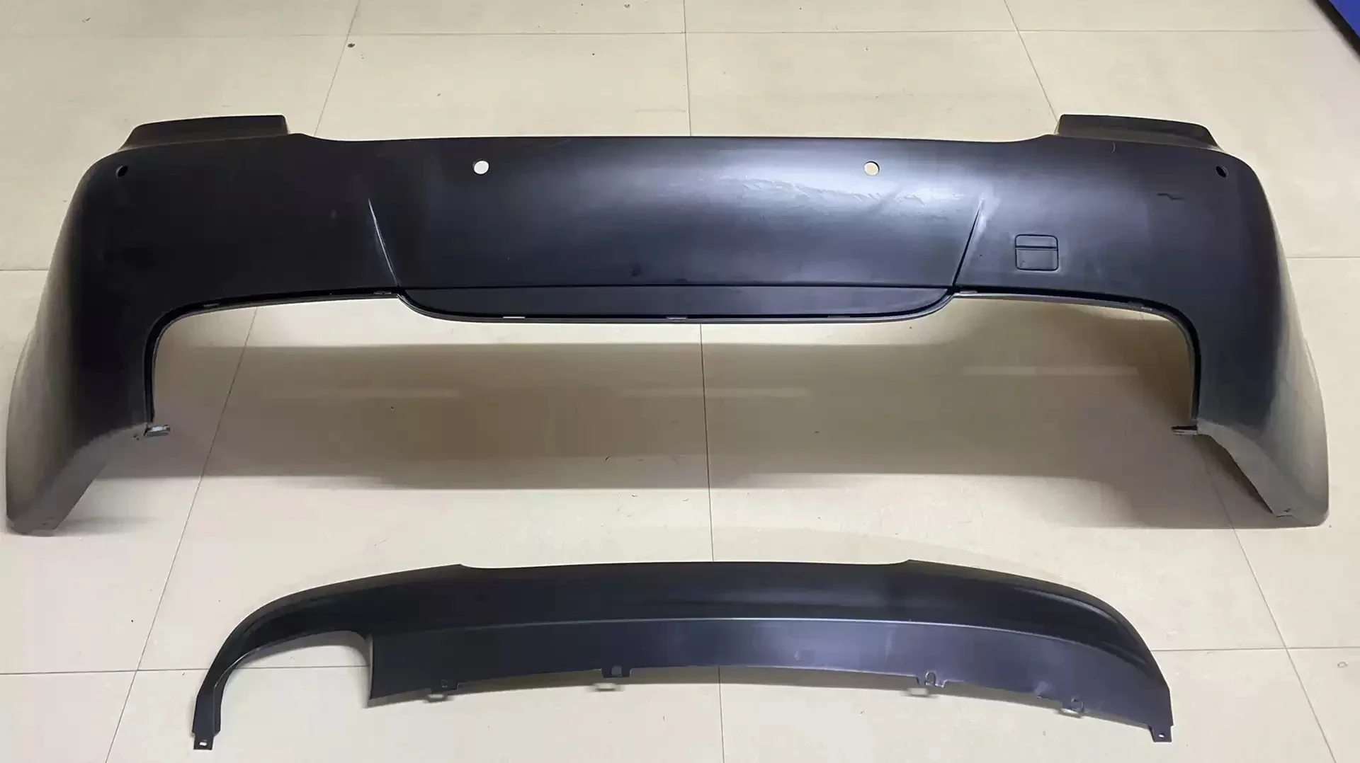 Car surround body kit rear bumper rear lip for BMW 3 series e90 modified mt safety protection anticollision buffer