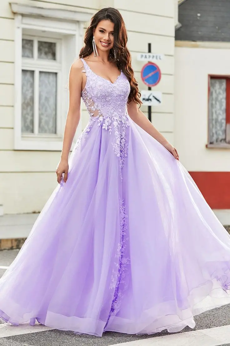 

Elegant Prom Dresses 2024 Lilac Lace Applique Spaghetti Strap Tulle Backless Formal Party Women Evening Gowns Special Occasion