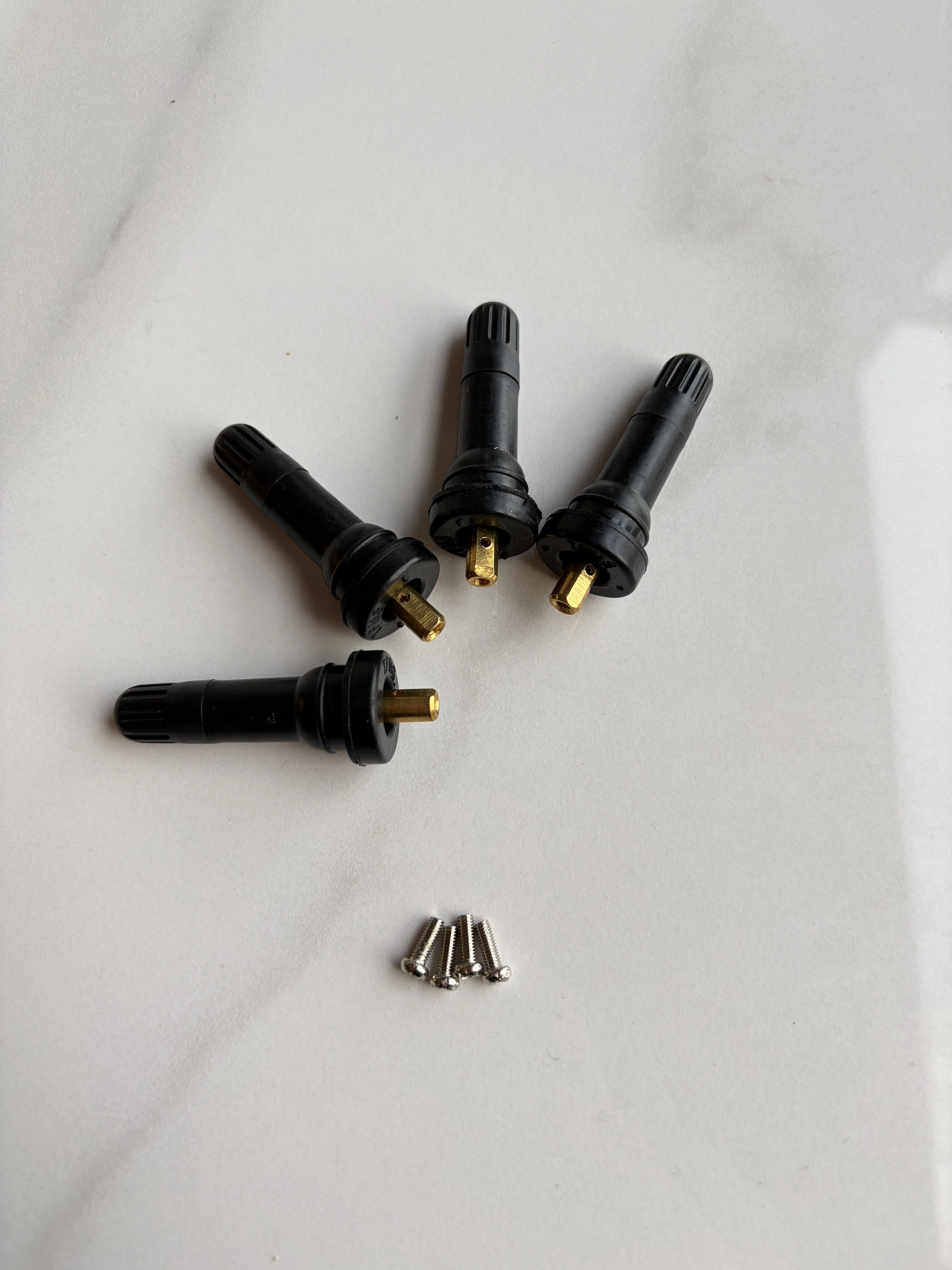 High Quality 4/50PCS TPMS Tire Pressure Sensor Rubber Valve Stem For GM-930A GMC Cadillac Chevy Car Accessories
