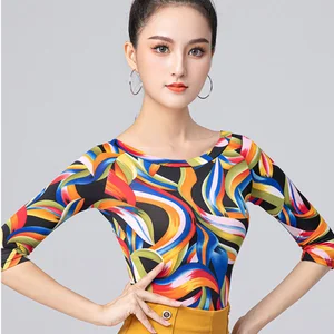 Kadın Slim-Fit Top-of-the dans, Çiçek gökkuşağı tarafından bilinir ve Latince Kadınlar onları giymek, karnımda olan bir gerçek, küçük Kız Kıyafetleri, Şık, Gömlek, Dans Deseni En çok satılan 11 flamengo gömlek - №8