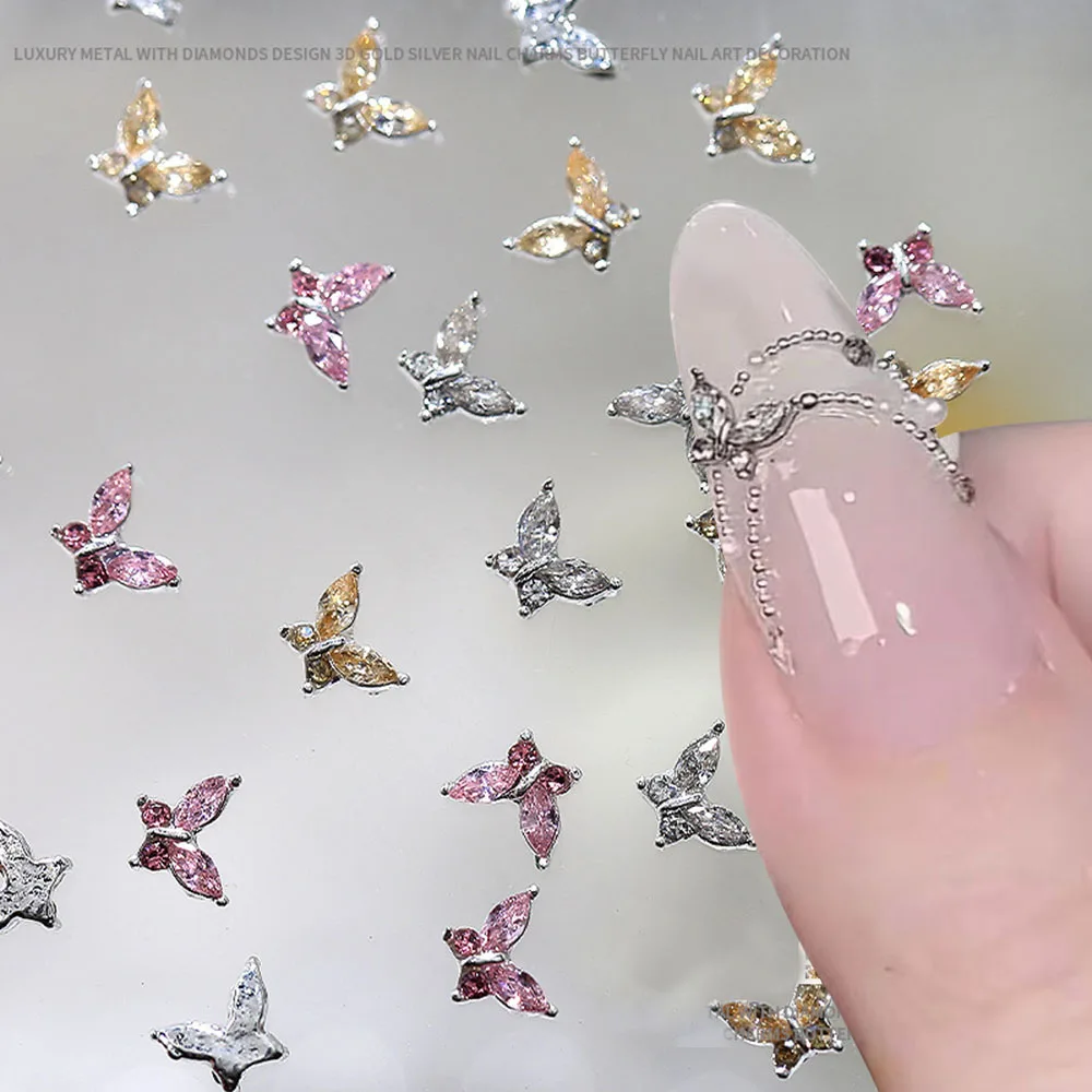 10 Stück Mini 4*5mm Kristall-Schmetterlinge für Nagelkunst, 3D-Diamant-Schmuckteile, Rosa Klare Metall-Maniküre-Dekoration, Strass-Edelsteine