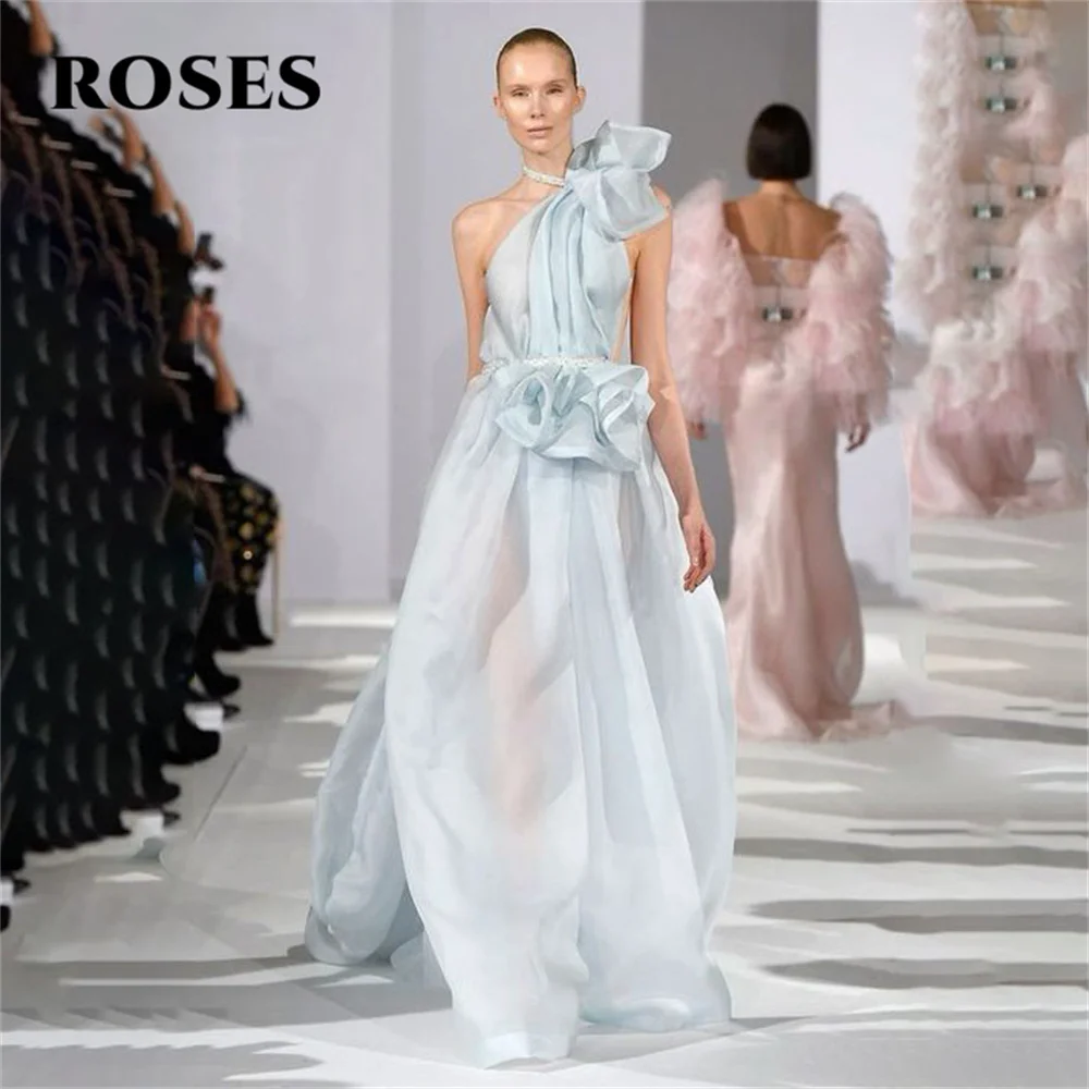

ROSES Whtie Elegant Beautiful Prom Dress Stain Halter Sleevless Formal Gown with Pleat A-Line 3D Flower Evening Dress Customized