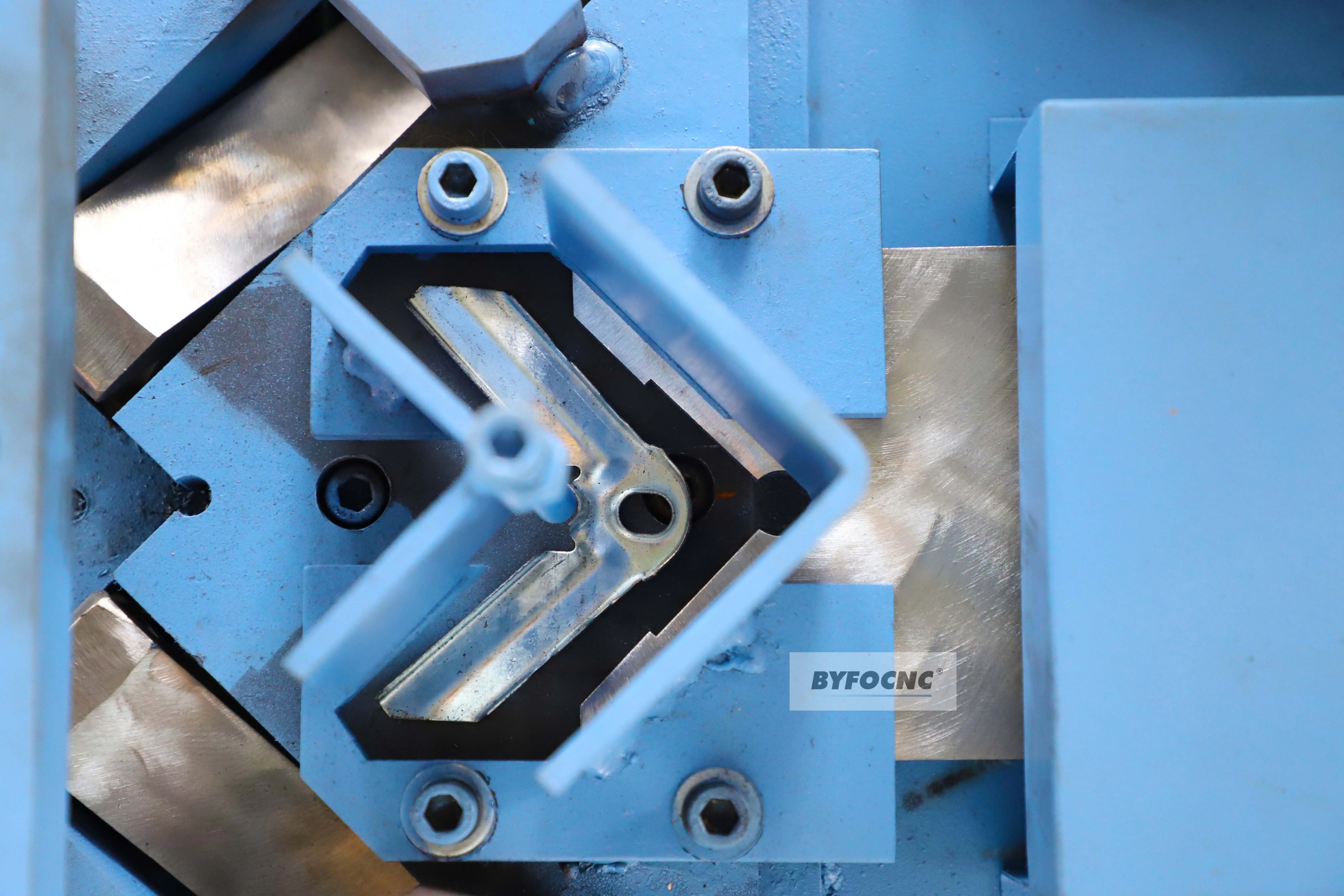 Pneumatic Air Duct TDF TDC Corner Fixed Machine High-efficiency HVAC Air Duct Inserter Making Machine