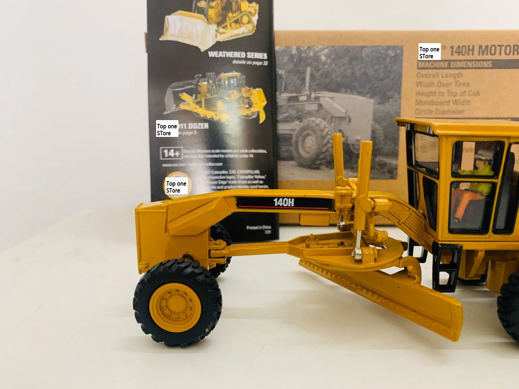 DM 140H Motor Grader 1/50 Scale DieCast Masters 85030C Gift Collection Toy Model New in Box