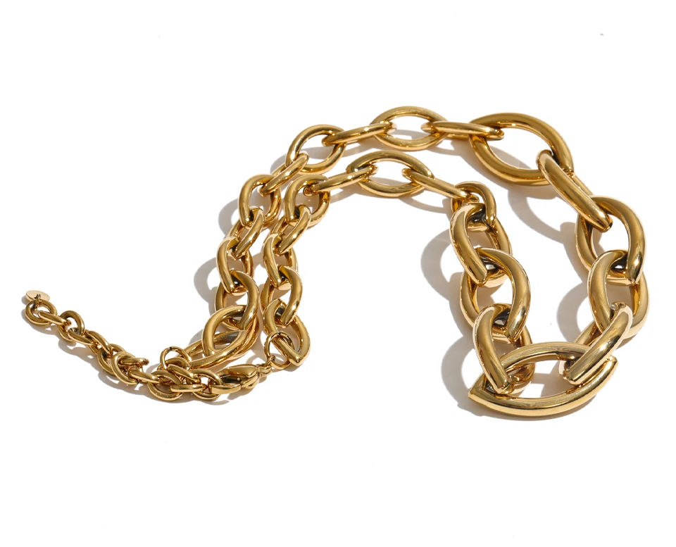 Yhpup Edelstahl-Kettenhalskette für Damen, Metall-Textur, Goldfarben, Statement-Schmuck, Modisch, Wasserdicht – Detail 2
