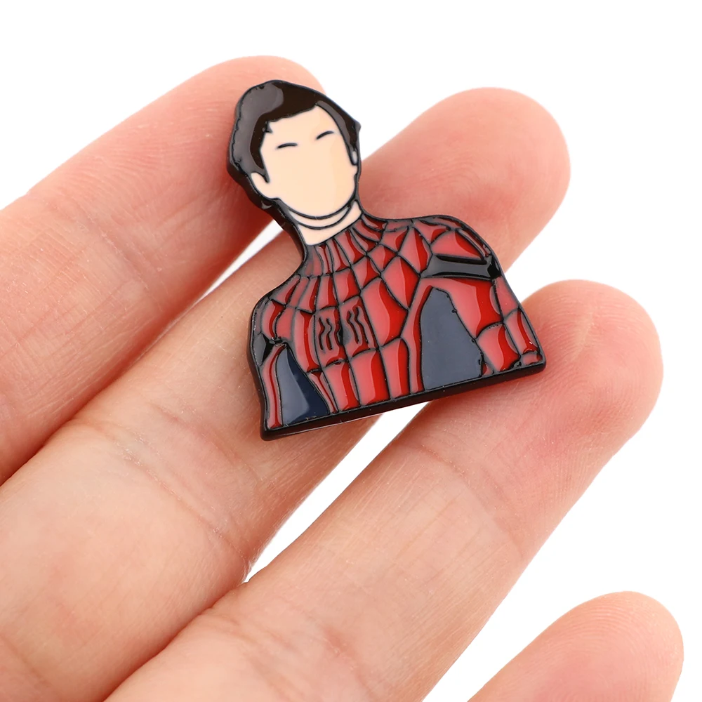 YQ922 UniquePink Movies Loki Pin Doctor Strange Brooch for Clothes Bags Jeans Tie Collar Pins Groot Badge Jewelry Gift