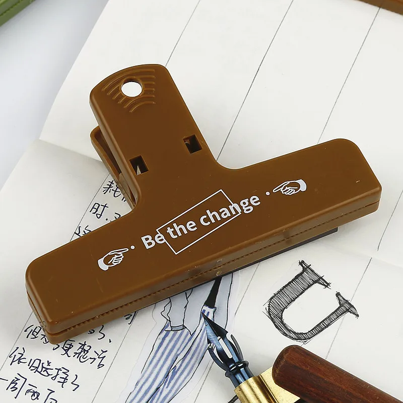 Color Retro Plastic Clip Storage Room Clean and Tidy 6 Models of Hand Account Clip Clamp