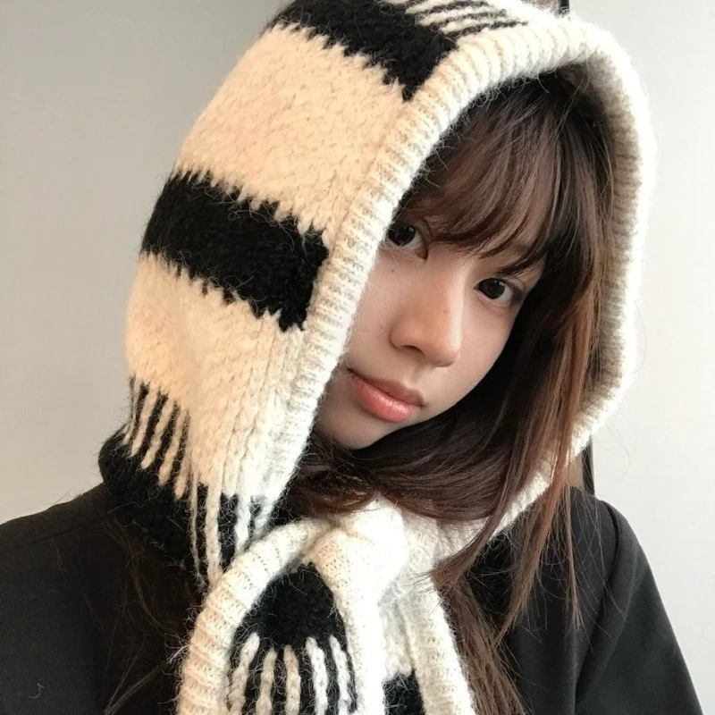 

Зимние черно-белые полосатые пуловеры, модные и универсальные теплые и защищающие уши вязаный шарф для женщин