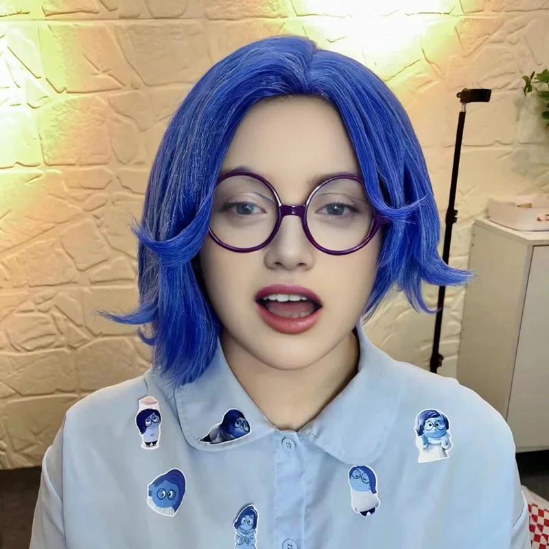 Parrucca per capelli corti blu Inside Out Sadness Joy con simulazione del cuoio capelluto