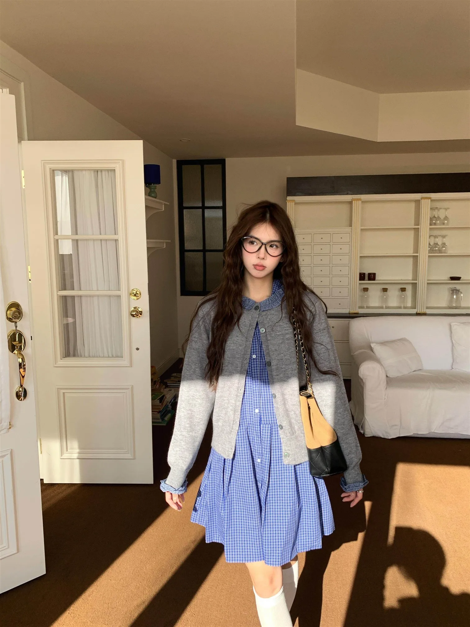 

Sweet Plaid Shirt Dress Two-Piece Set Long Sleeve Knitted Jacket Women's Autumn Winter Fashion Retro Style Bubble Sleeve Doll...