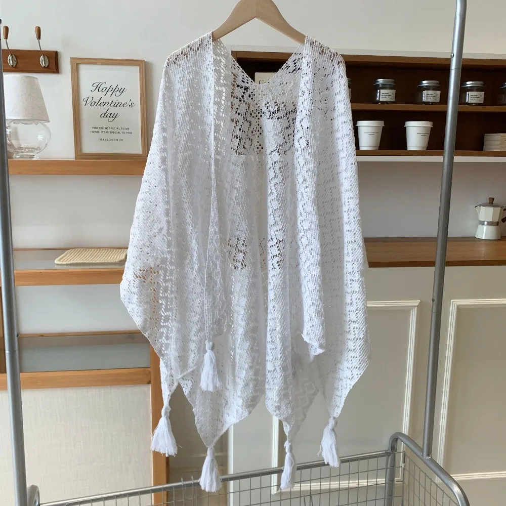 

Fashion Elegant Ethnic Style Tassel Shawl Colorful Thin Sunscreen Crochet Cardigan Retro Hollow Beach Scarf Women