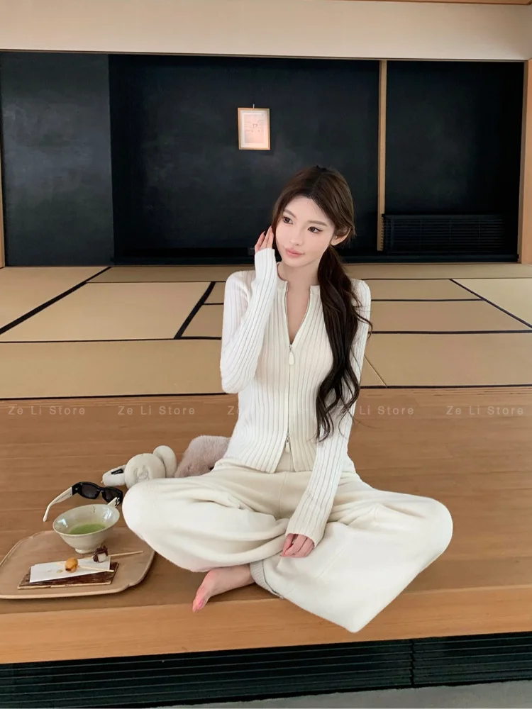Classic Luxury Knitted Set Old Money Loose Knit Cardigan with Cable Pattern Long Pants Women's Commute Style Autumn Fashion