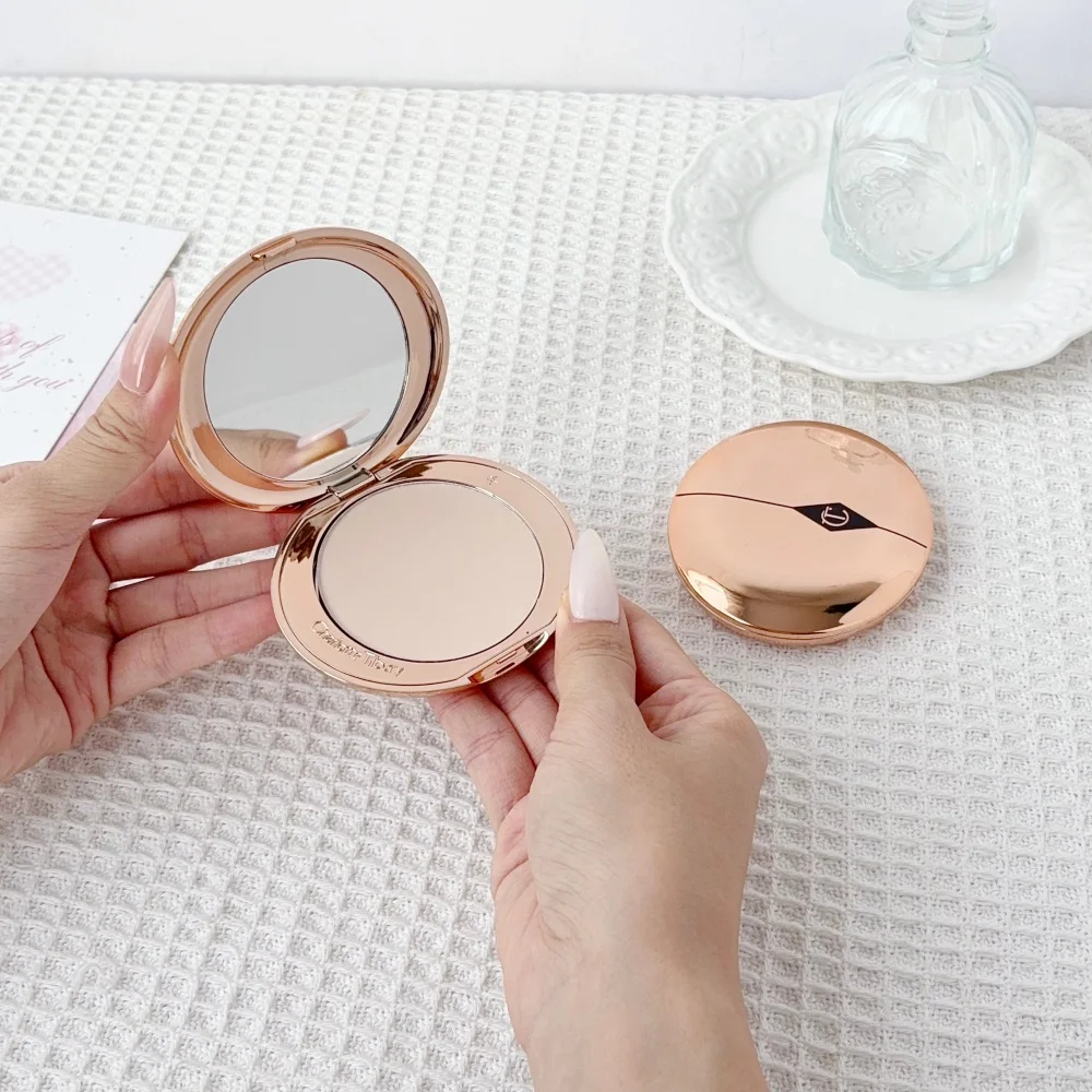 Charlotte Tilbury Lippenstift Flüssige Foundation Highlighter Gepresstes Puder Rouge Gesichts-Concealer Foundation Make-up Kosmetik – Detail 10