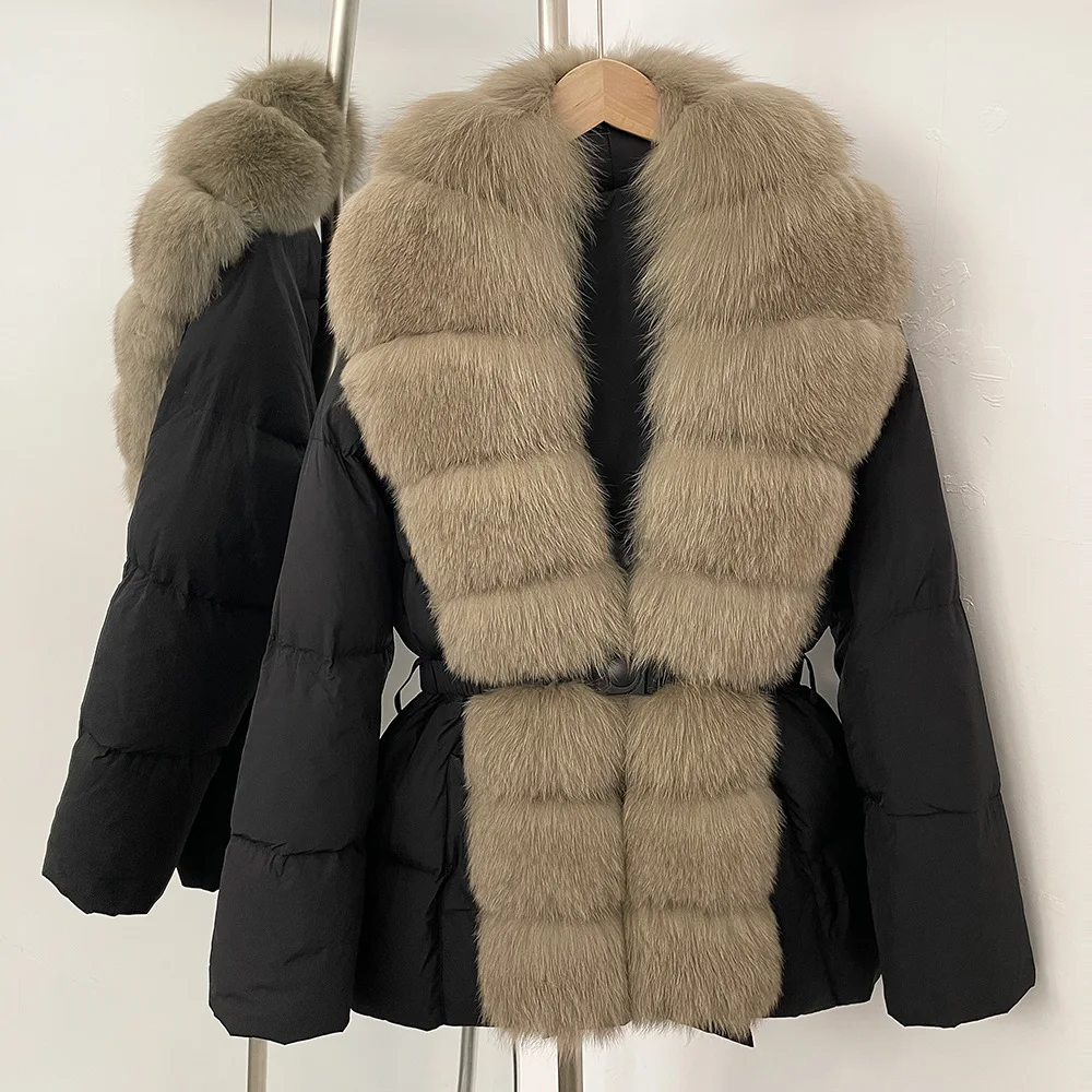 سترة نسائية شتوية لعام 2025 بخصر طويل مع ياقة من فرو الثعلب على الموضة الفرنسية #2